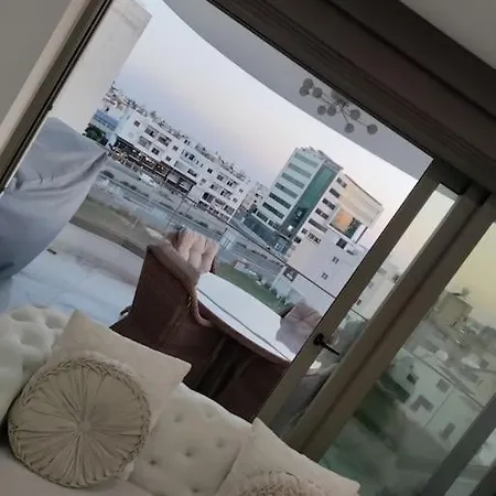 דירה Luxury In 2 Bedroom 1 Balcony