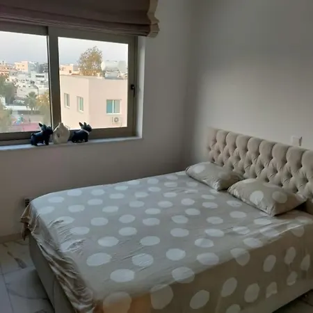 Luxury In 2 Bedroom 1 Balcony דירה